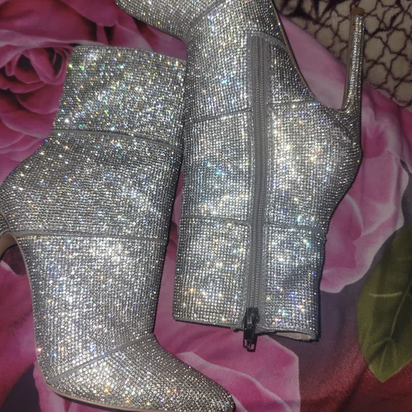 Steve Madden Silver Crystal Zip Pointed Toe Ankle Heels - Picture 6 of 6